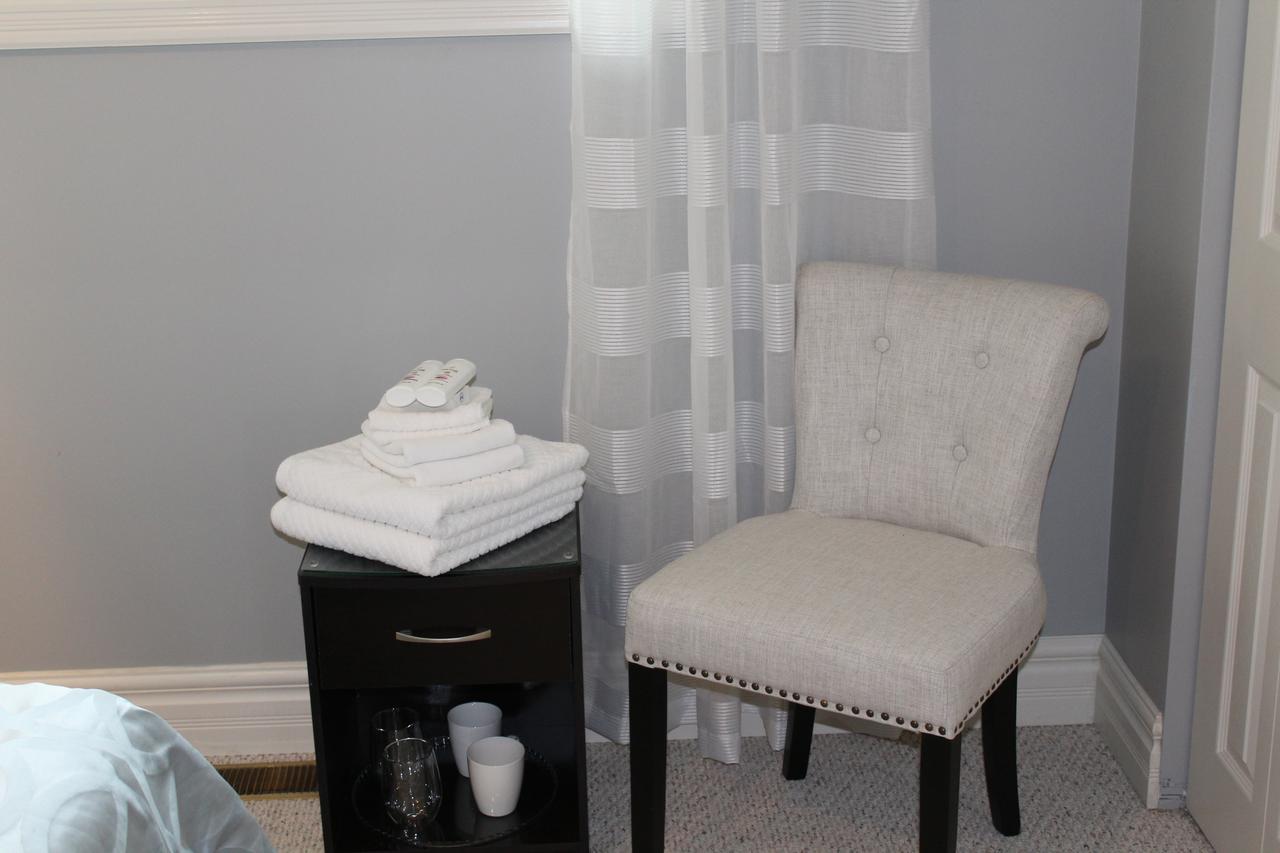 Water'S Edge B & B Oro-Medonte Exterior foto